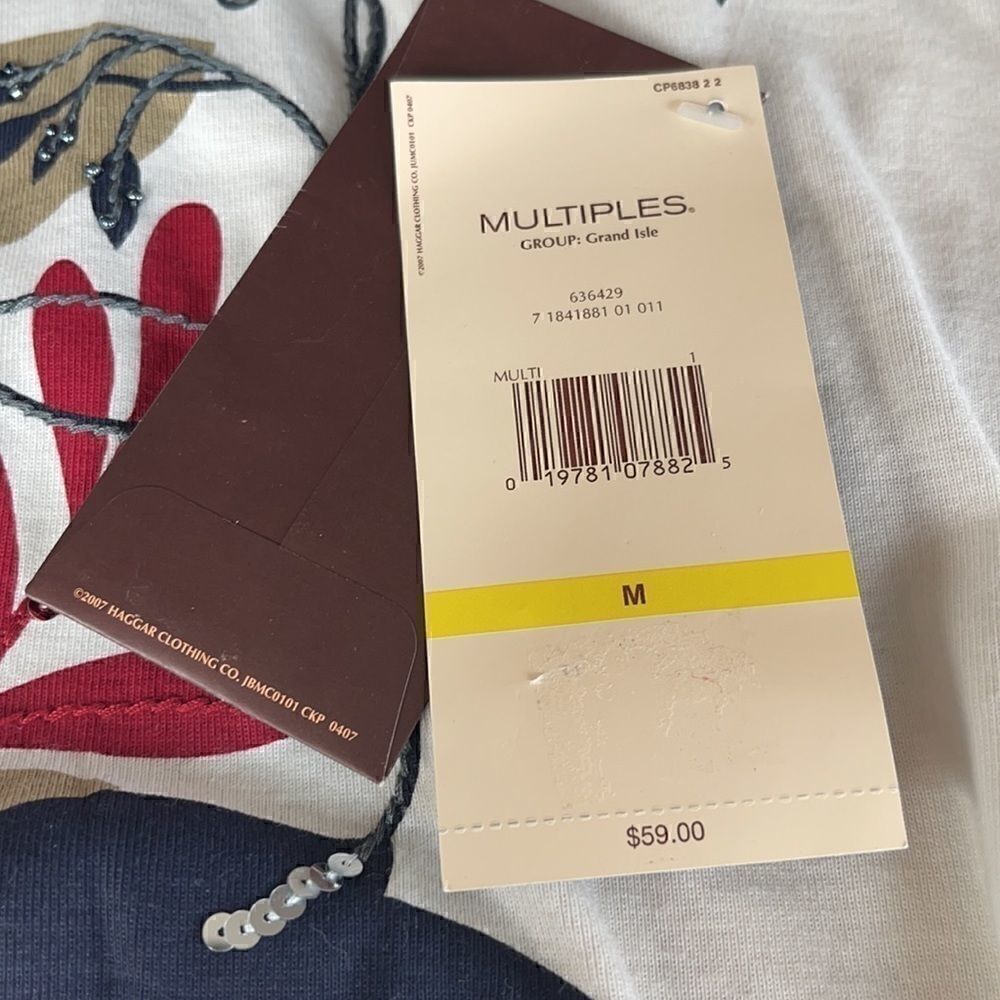 NWT Multiples Women’s Top Size Medium - Picture 5 of 6
